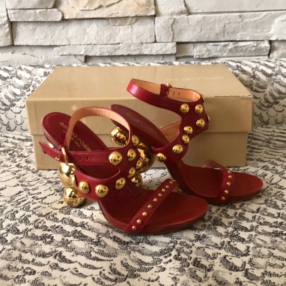 💥💥FLASH💥💥Authentic Sergio Rossi Heels - Picture 3 of 5